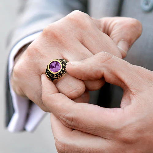 Men's Yellow CELEBRIUM Traditional Oval Stone Class Ring - Image 2