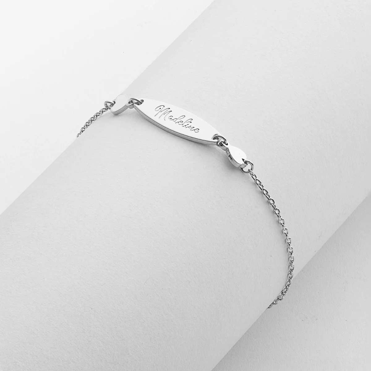 Personalized Engraved Name Mini Oval with Hearts ID Bracelet - Image 3
