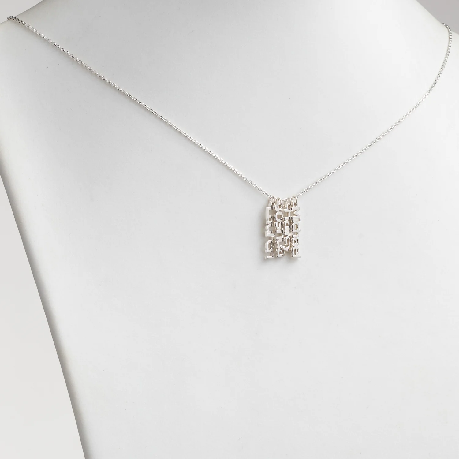 Sterling Silver Petite Vertical Name Necklace - 4 Names - Image 2