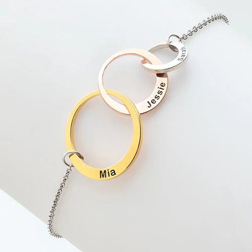 Tricolor Engraved Generations Interlocking Hearts Bracelet - Image 2